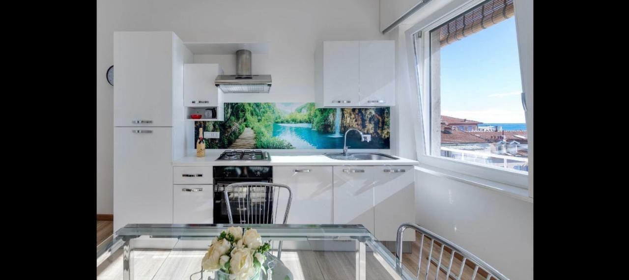 Appartamento Via Volta Sanremo Exterior photo